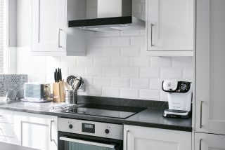 Apt 2 9 East Park Road - image 6