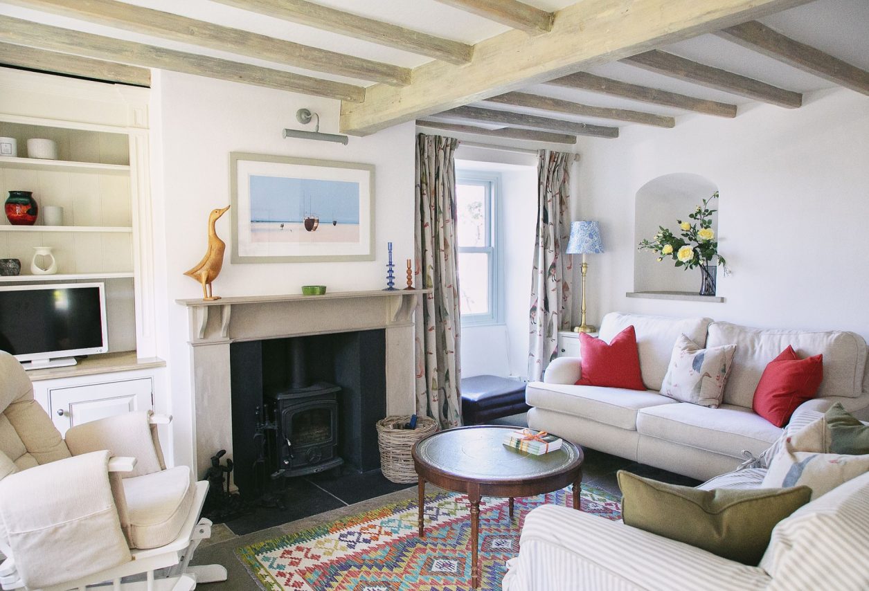 Ivy Cottage - image 1
