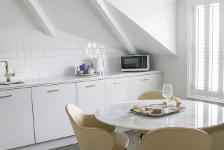 Sanderson Suites Deluxe 1 Bedroom Apt - image 16