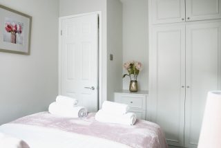 St Magnus House Deluxe 4 Bedroom House - image 11