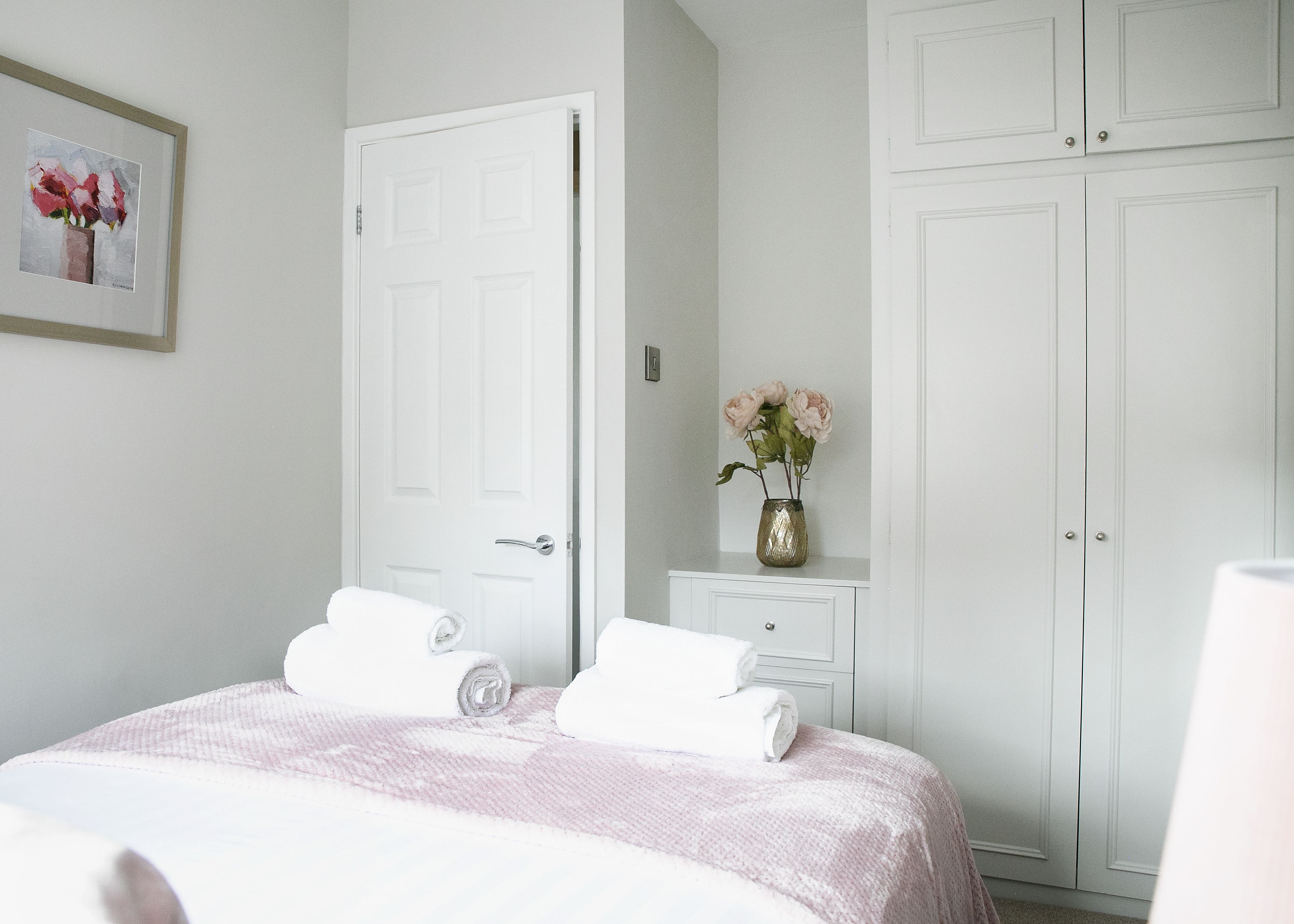 St Magnus House Deluxe 4 Bedroom House - image 11