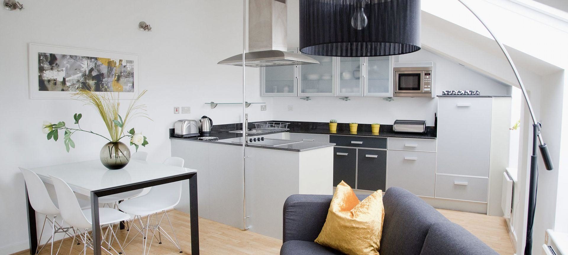 Regent House – deluxe 2 bedroom apartment – photo 4