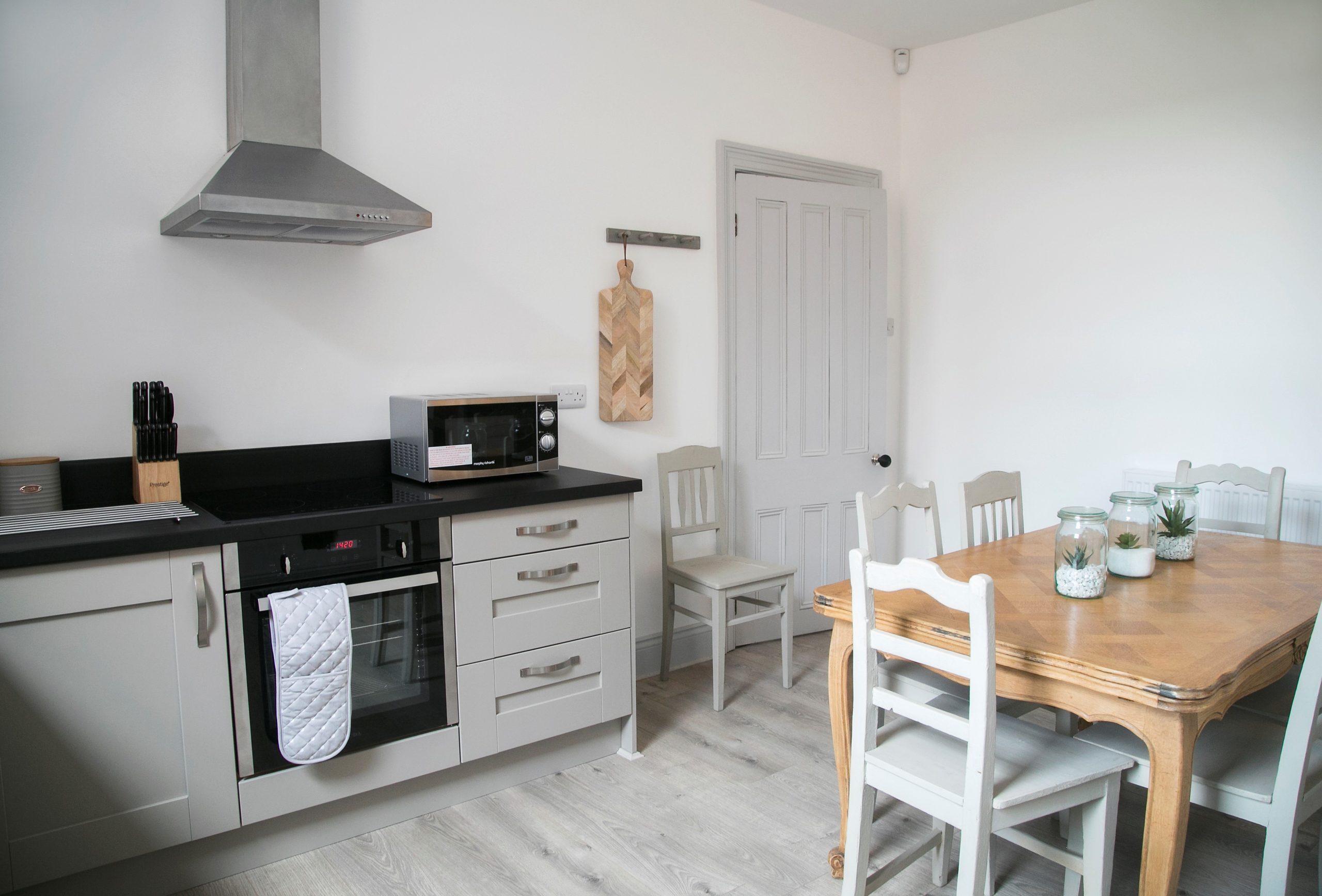 Oswald House – deluxe 3 bedroom house – photo 2