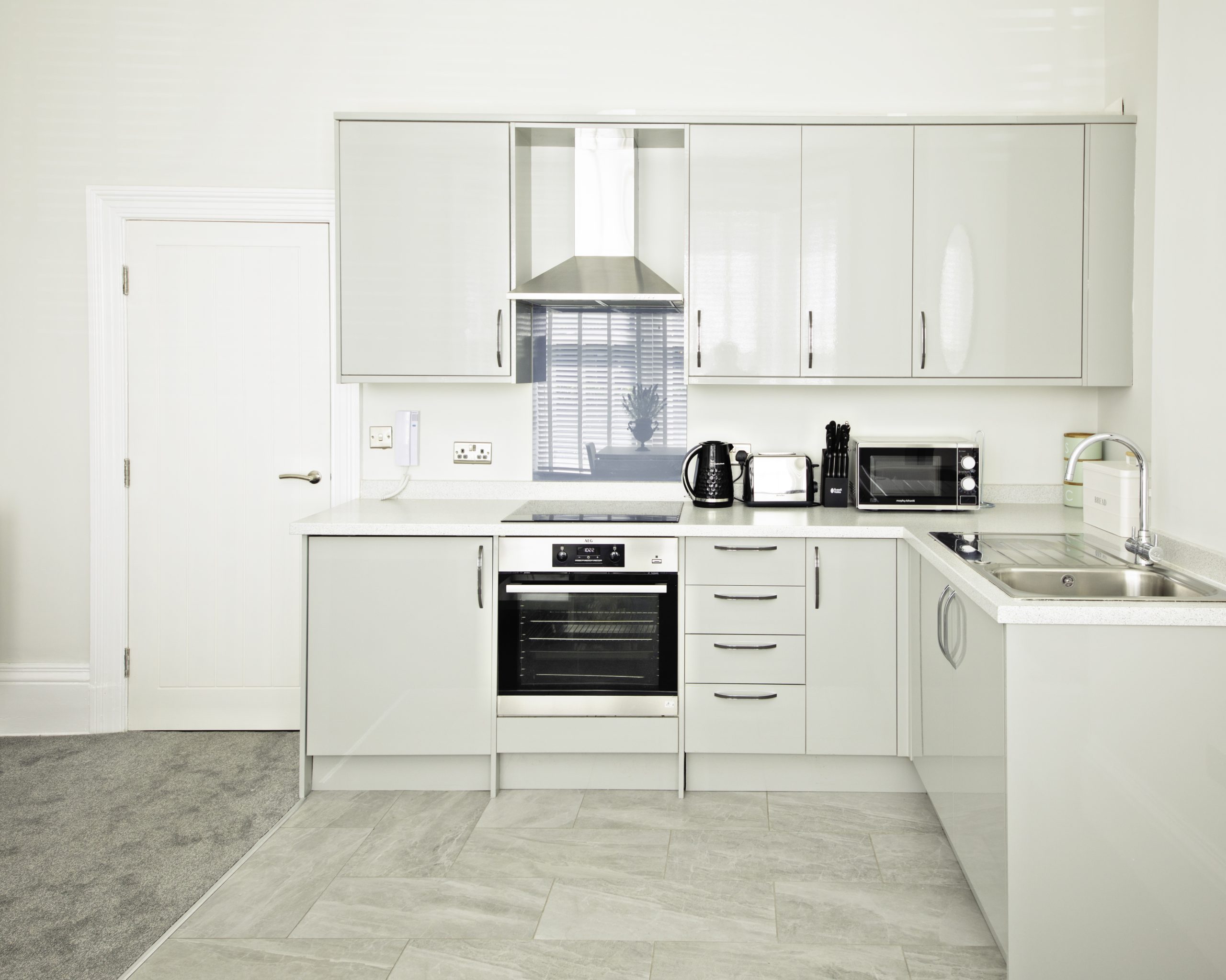 East Parade – deluxe 1 bedroom apartments – photo 2