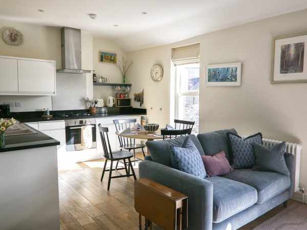 The Green House – deluxe 2 bedroom upper floor apartments