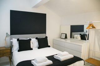 Regent House Harrogate - deluxe 2 bedroom apartment