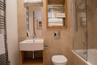 Regent House Harrogate - deluxe 2 bedroom apartment